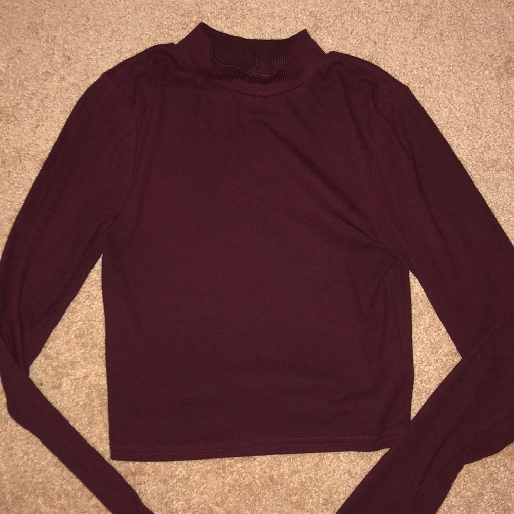 H&M cropped, long sleeve shirt.